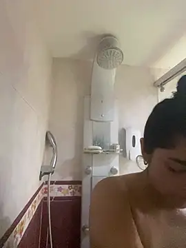 Snapshot of Charlotte_cute18 chatting on December 2024 11:23:02 PM Charlotte cute18 online show from December 2024 11:23:02 PM