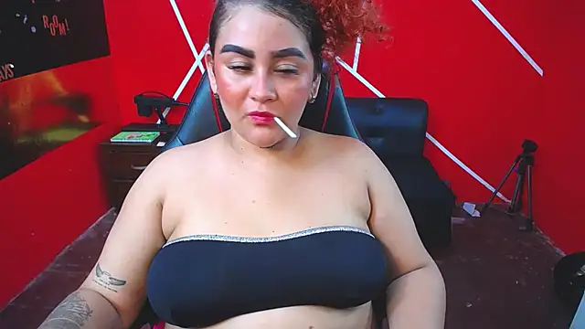 loly bigbooty4u online show from February 2026 07:25:01 AM