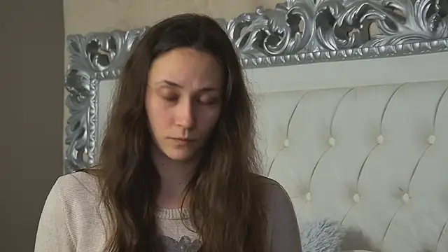 AliceMunro online show from February 2026 09:11:01 PM