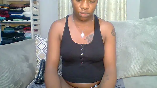 Petite 254 online show from September 2025 11:48:02 PM