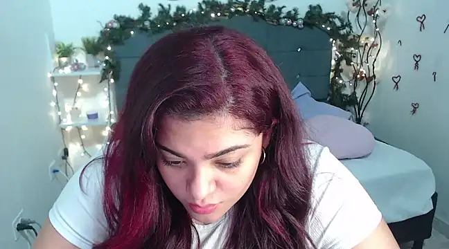 KathyGonzalez online show from December 2024 12:05:02 PM