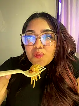 KathyGonzalez online show from September 2025 07:58:02 PM