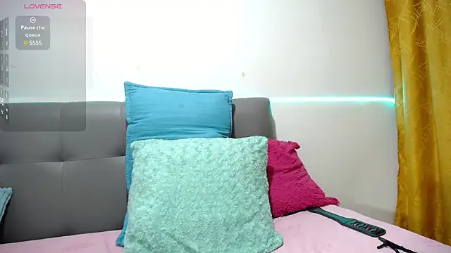 SexyLatinsx online show from February 2025 07:30:01 PM