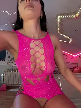 SelenaBee online show from February 2026 07:26:01 AM