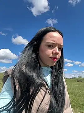 Vanesskaa online show from April 2026 11:02:01 AM