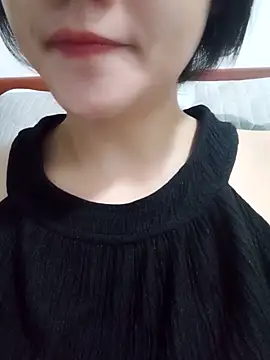  Attractivegirl33 online show from September 2025 03:38:02 PM