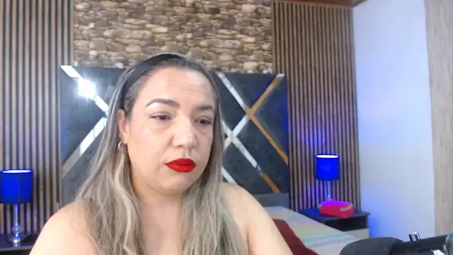 Snapshot of marie_hss chatting on June 2026 07:45:02 PM marie hss online show from June 2026 07:45:02 PM