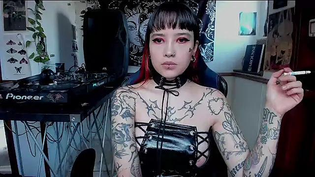 Demongirl6666 online show from February 2025 09:43:01 PM