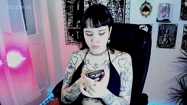 Demongirl6666 online show from January 2026 07:06:01 PM