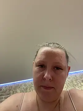 ISSexy online show from June 2026 04:19:01 AM