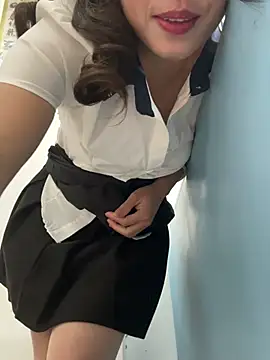 Snapshot of andii-1 chatting on March 2025 05:07:01 AM andii-1 online show from March 2025 05:07:01 AM