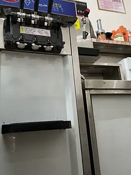 Snapshot of andii-1 chatting on March 2025 01:28:01 AM andii-1 online show from March 2025 01:28:01 AM