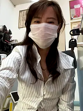 Snapshot of andii-1 chatting on November 2025 01:59:02 AM andii-1 online show from November 2025 01:59:02 AM