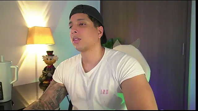 appolo allen online show from November 2025 03:39:01 AM