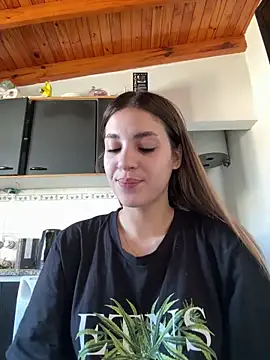 Snapshot of Lolykush chatting on September 2025 05:37:01 PM Lolykush online show from September 2025 05:37:01 PM