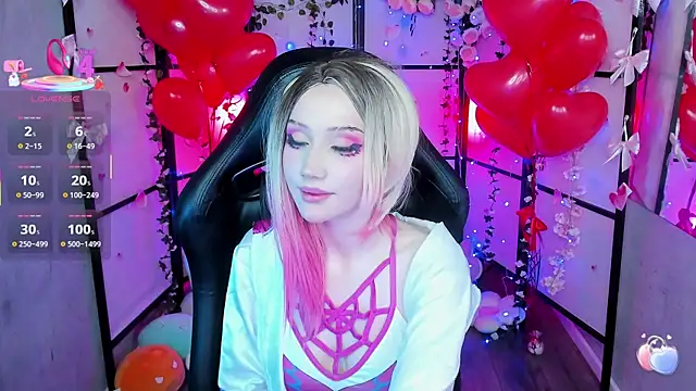 LilithLin online show from February 2025 09:48:01 PM