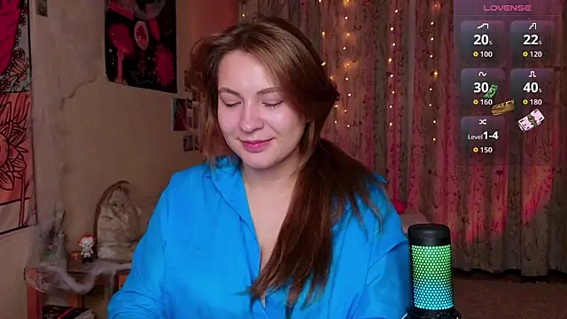 Snapshot of LisaCase chatting on October 2025 05:46:02 PM LisaCase online show from October 2025 05:46:02 PM