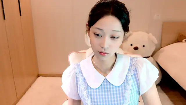 Xueb J online show from December 2024 09:40:02 AM