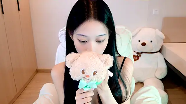 Xueb J online show from September 2025 10:50:01 AM