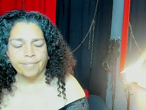 AvaLusty online show from September 2025 10:49:01 AM