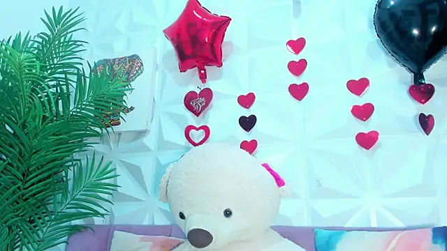 Snapshot of Briyit_Doll chatting on March 2026 03:56:01 AM Briyit Doll online show from March 2026 03:56:01 AM