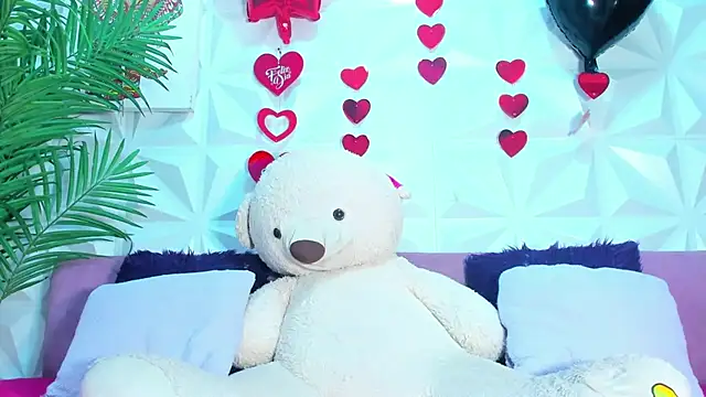 Snapshot of Briyit_Doll chatting on March 2026 03:12:01 AM Briyit Doll online show from March 2026 03:12:01 AM