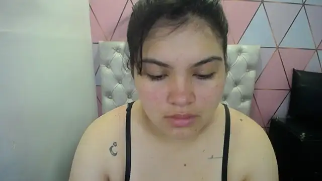 Marinasexxx online show from February 2026 06:45:01 PM