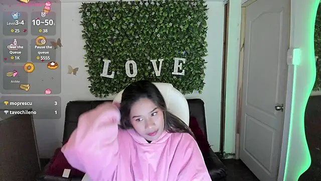 Enma  clark online show from December 2024 07:17:01 AM