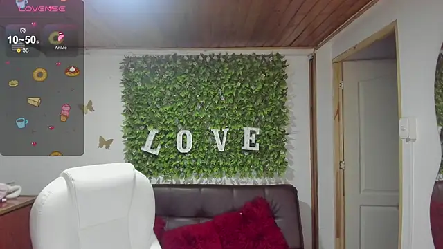 Enma  clark online show from March 2025 07:26:02 PM