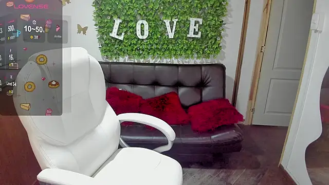 Enma  clark online show from March 2025 10:26:02 PM