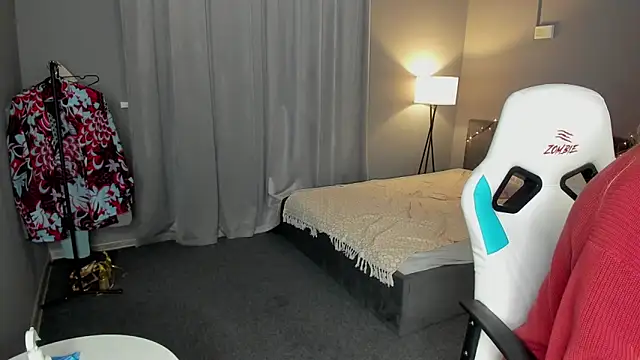 Vanessa Walters online show from February 2025 02:58:02 AM