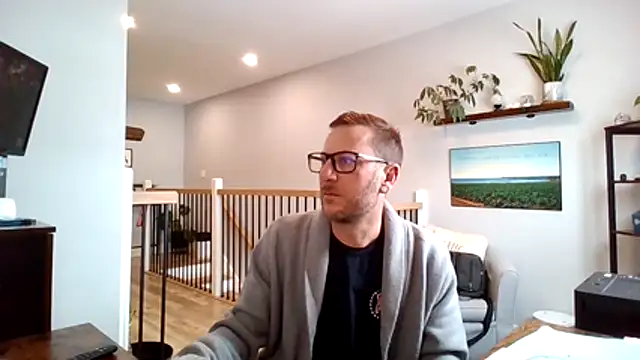 Bigdicktrav902 online show from February 2026 02:33:01 PM