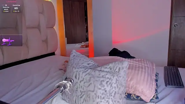 brendaruiz online show from November 2025 11:51:02 AM