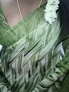 Snapshot of tamil_subha69 chatting on May 2026 07:07:01 PM tamil subha69 online show from May 2026 07:07:01 PM