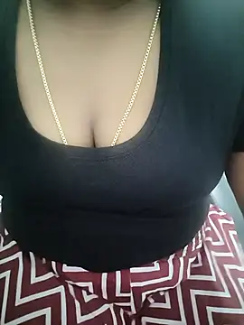 Snapshot of tamil_subha69 chatting on May 2026 06:49:01 PM tamil subha69 online show from May 2026 06:49:01 PM