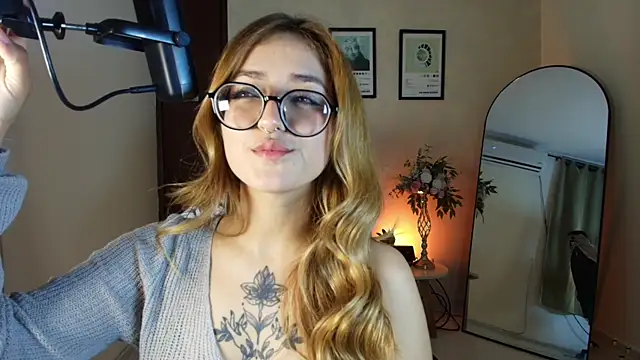 Snapshot of SweetJennaa chatting on June 2026 02:53:01 AM SweetJennaa online show from June 2026 02:53:01 AM