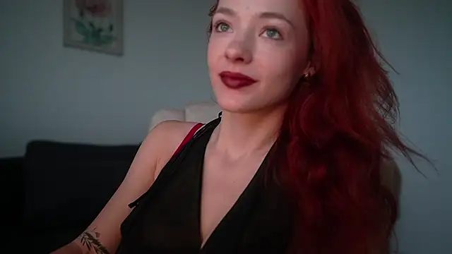 MiaRouge online show from July 2026 02:40:01 AM