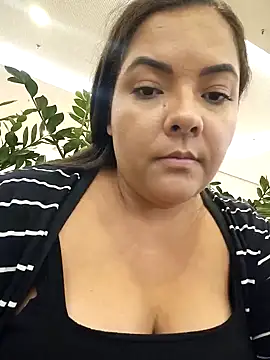 Snapshot of NayraLima0309 chatting on December 2024 11:35:01 PM NayraLima0309 online show from December 2024 11:35:01 PM