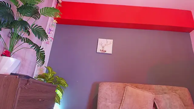 jade brunnette online show from June 2026 08:19:02 PM
