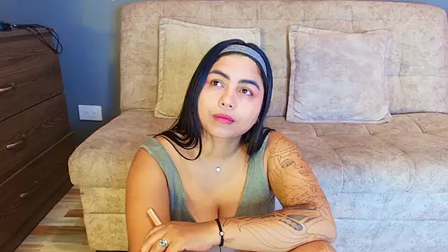 jade brunnette online show from July 2026 08:45:01 PM