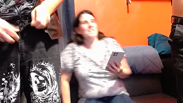 Roommatesgonewild online show from December 2025 07:56:02 PM