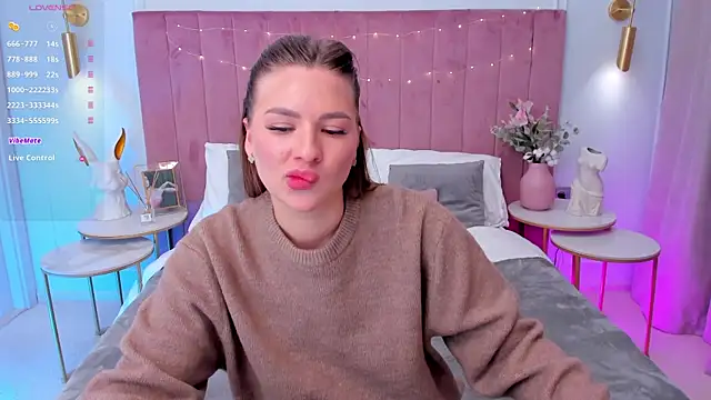 MilaVoxx online show from February 2025 05:45:01 AM