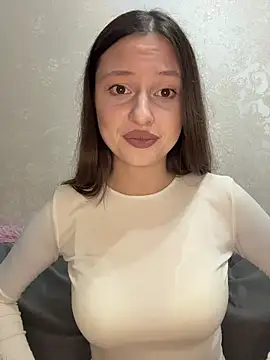 Kimsweet7 online show from December 2025 06:47:01 PM