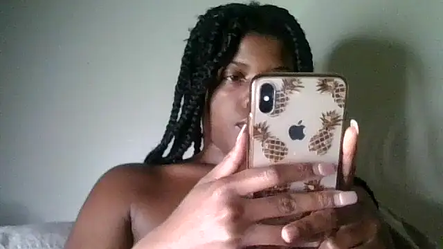 Snapshot of CaramelGoddessxoxo chatting on July 2026 05:21:01 PM CaramelGoddessxoxo online show from July 2026 05:21:01 PM