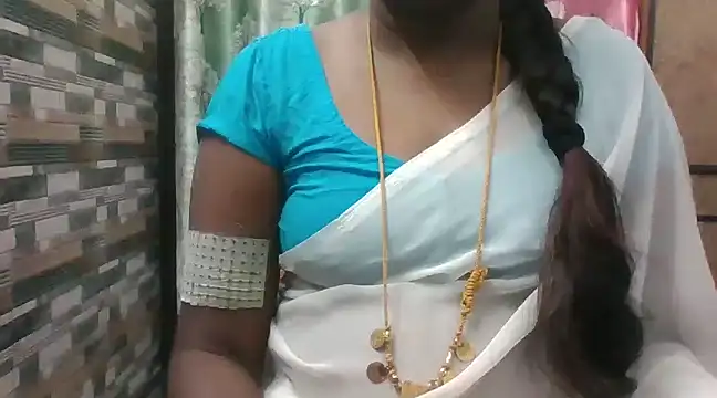 Snapshot of Hot_akshara chatting on December 2024 10:51:02 PM Hot akshara online show from December 2024 10:51:02 PM