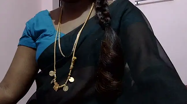 Snapshot of Hot_akshara chatting on March 2025 05:38:01 PM Hot akshara online show from March 2025 05:38:01 PM