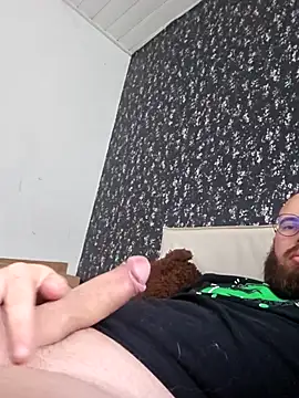 Snapshot of azagoul222 chatting on November 2025 02:17:01 PM azagoul222 online show from November 2025 02:17:01 PM