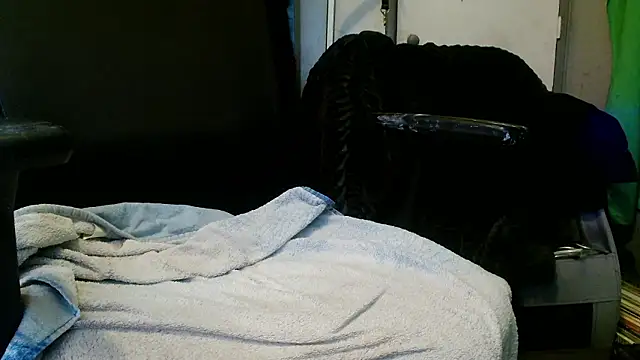 Snapshot of Gigadickman chatting on December 2024 05:13:01 PM Gigadickman online show from December 2024 05:13:01 PM