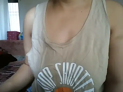 Snapshot of MakeMeCumAhh chatting on October 2025 05:48:02 AM MakeMeCumAhh online show from October 2025 05:48:02 AM