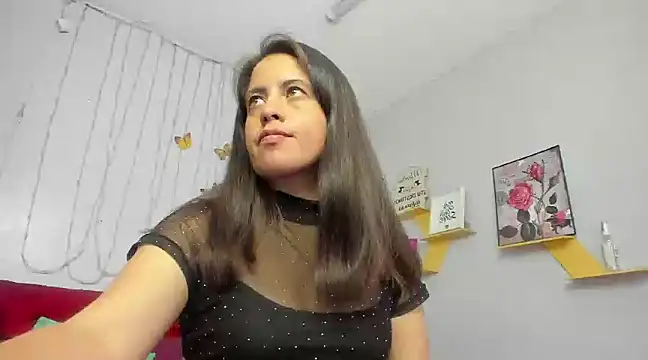 kathina giraldo online show from February 2025 07:27:01 PM